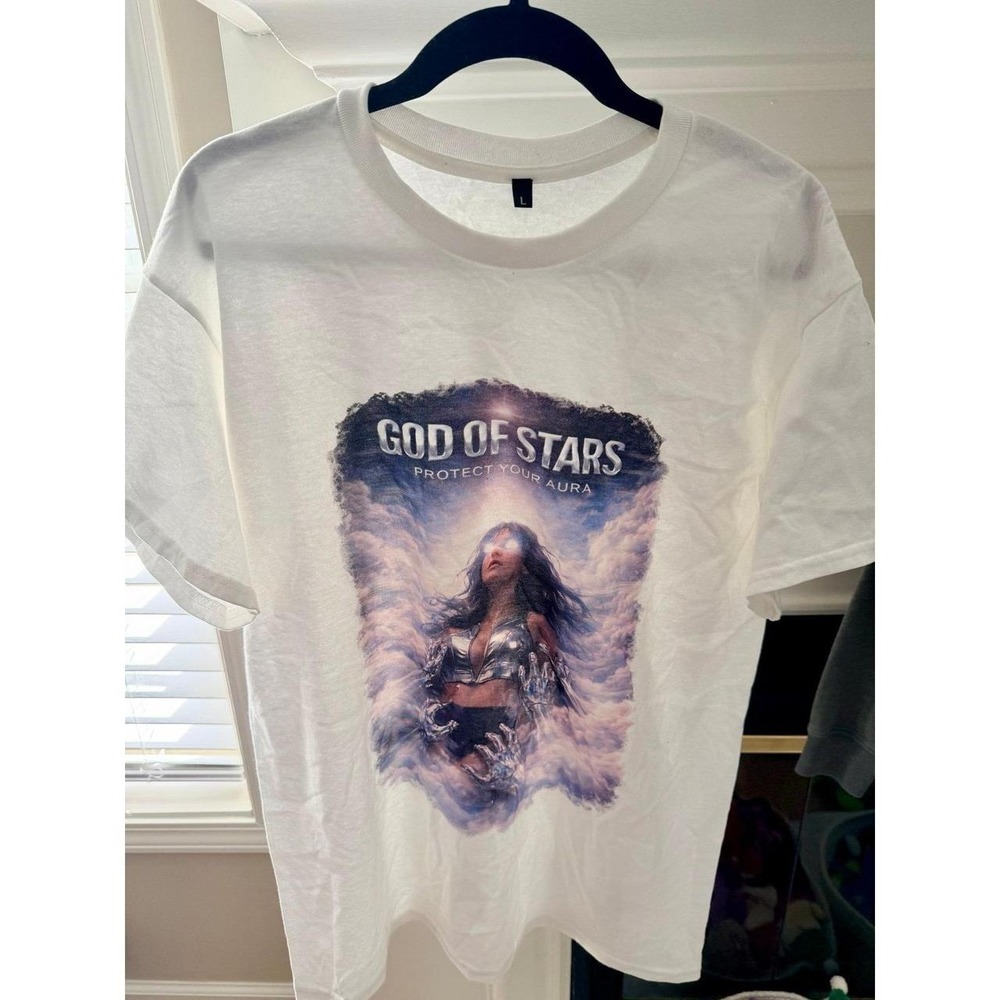 God of Stars Protect Your Aura T-Shirt Size Large NWOT